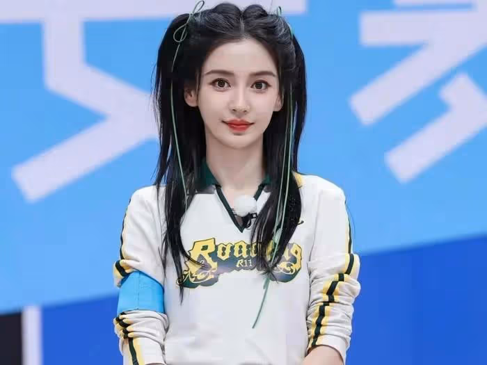 楊穎被《奔跑吧》拋棄！資源全由白鹿接手，風波後復出徹底失敗
