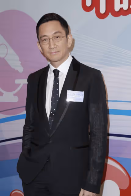 直播首秀慘澹收場!知名港星吳啟華被批濾鏡太重,銷售額不忍直視