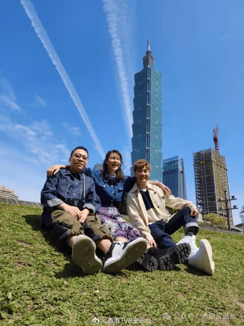 黃翠如C君驚爆「惡搞」床照！去台北體驗豪華之旅
