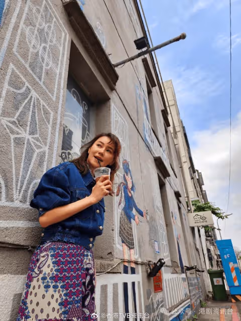 黃翠如C君驚爆「惡搞」床照！去台北體驗豪華之旅