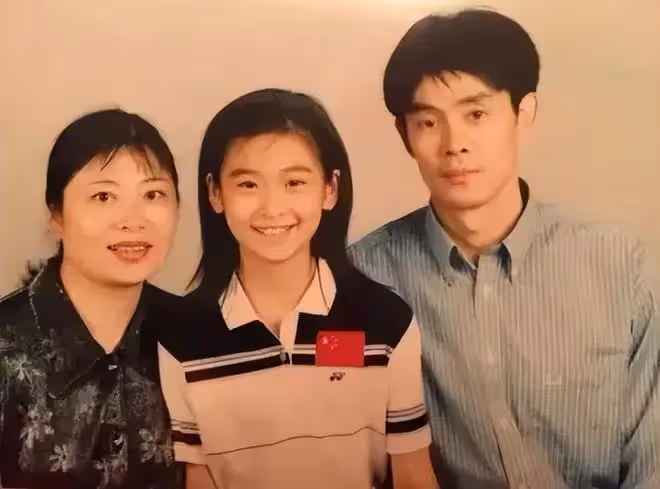 54歲「雪姨」乘風破浪:35歲生子,歷經2段婚姻,如今單身很快樂