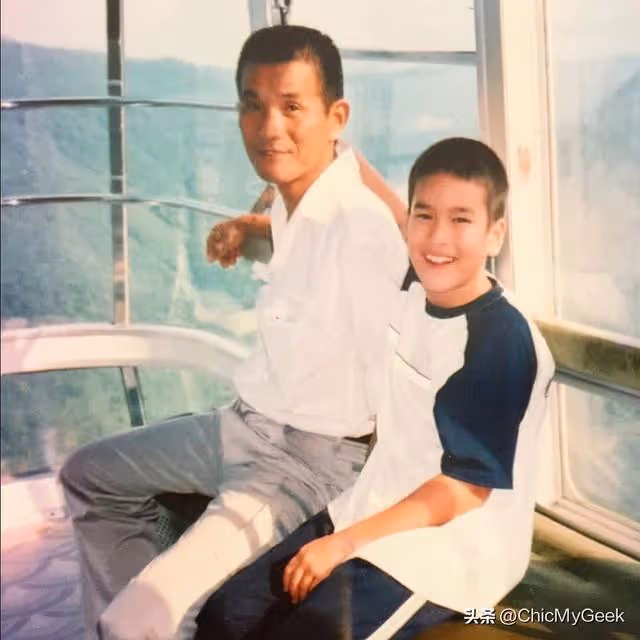 他是泰娛天王，身世卻難以想像的悽慘！
