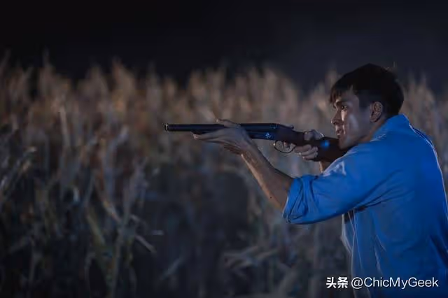 他是泰娛天王，身世卻難以想像的悽慘！