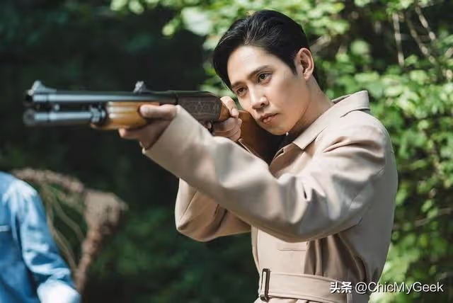 《淚之女王》反派男二不輸金秀賢啊,身材竟然這麼好!
