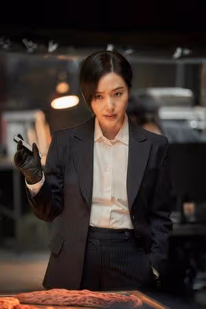 李貞賢《寄生獸》拍一半發現懷孕! 秒通知導演反應超暖