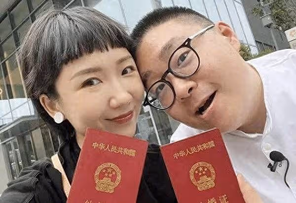 9歲繼女讀貴族小學遭霸凌!郝劭文心寒 帶陸妻回台定居開趴