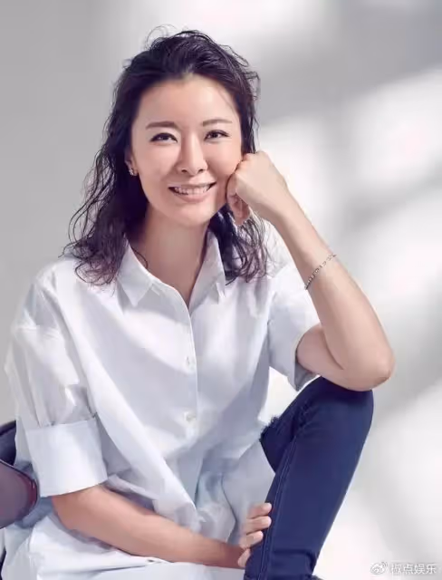 柯藍：將門之後，4個前任個個都是人物，51歲未婚未育，活得精彩