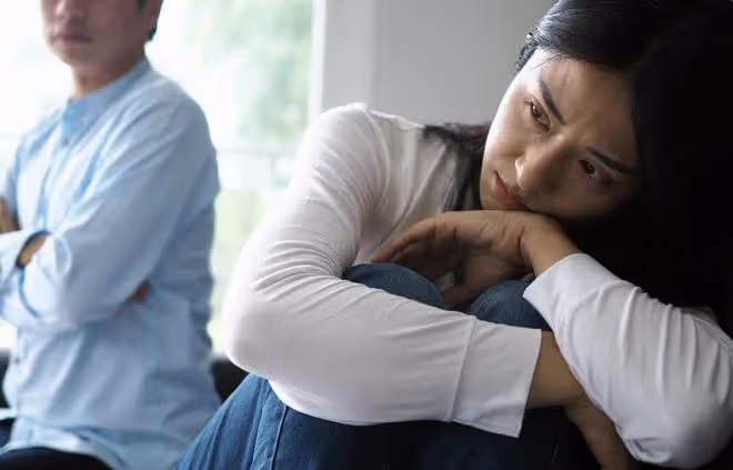 嫁給相親對象,婚後負責開銷婆婆還要求上交工資卡,最終她這麼做