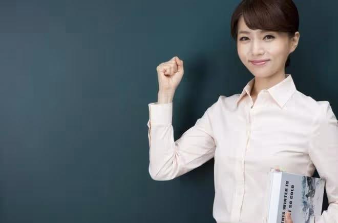 兒媳婦，我癱了，女兒事業編，你辭職伺候我吧；阿姨，我離婚了