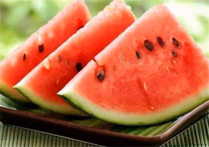 桃子和西瓜一起吃「相剋」?闢謠!吃桃子真正注意的是這幾點