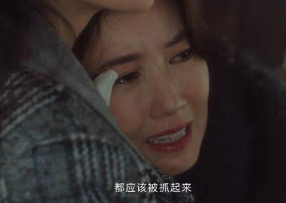 不會哭別尬哭!《追風者》高露用一場哭戲,就讓李沁去打醬油了