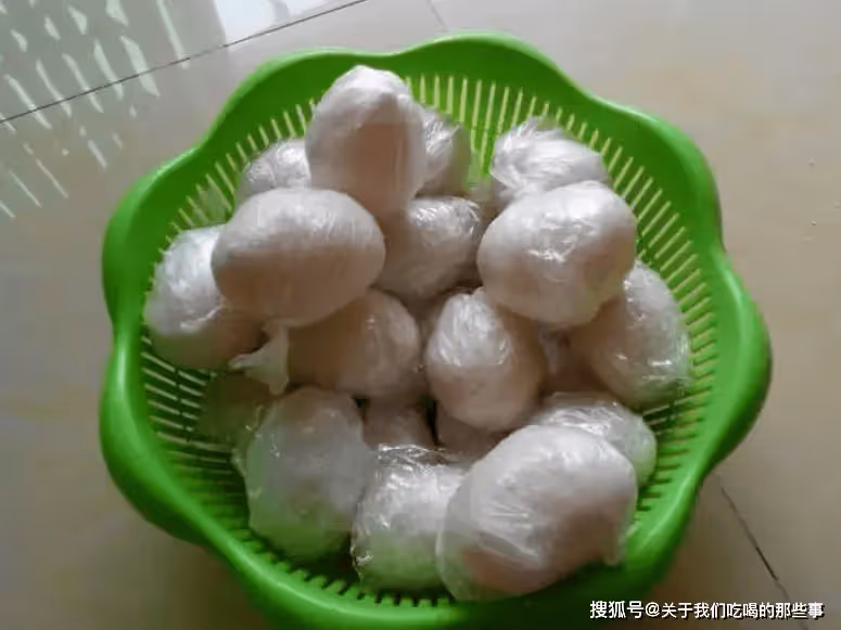 腌鹹蛋的傳統做法,不用黃泥,不用鹽水,30天流油起沙,咸鮮甘香