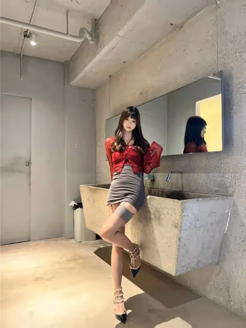 【時尚大賞】灰絲弔帶襪,高跟鞋,性感誘惑的完美結合!