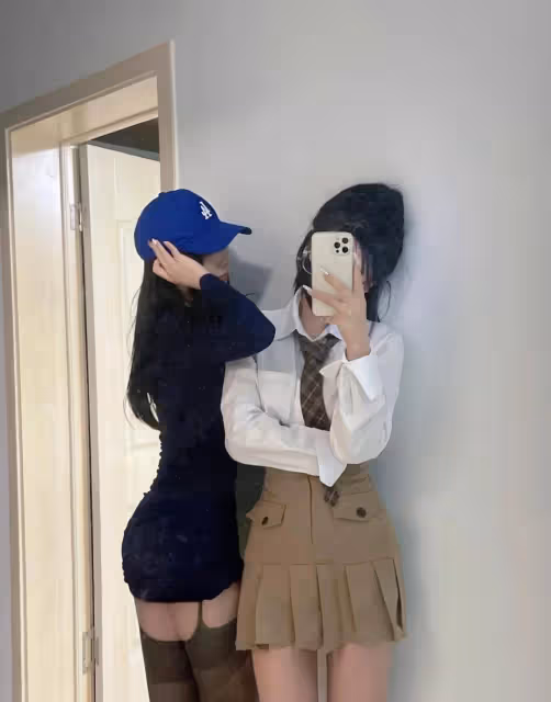 【時尚大賞】灰絲弔帶襪,高跟鞋,性感誘惑的完美結合!