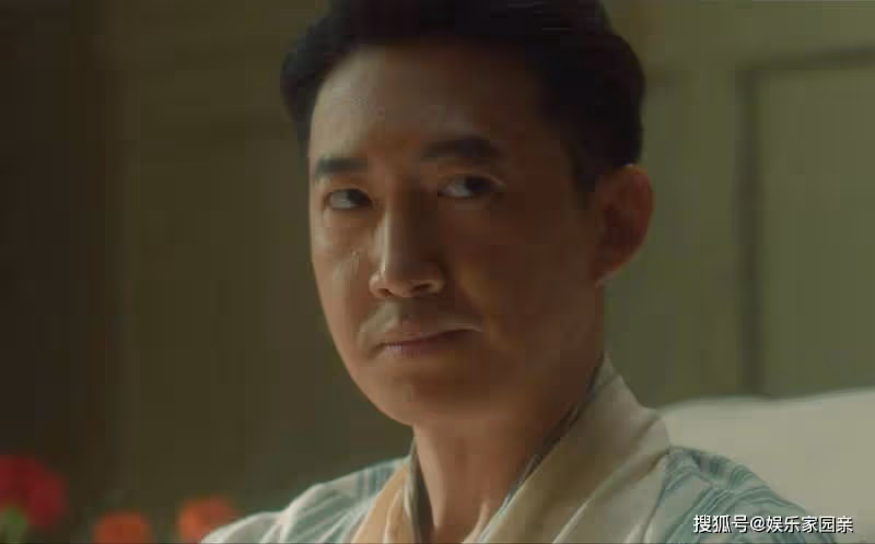 當小花旦李沁碰上大青衣高露,接不住戲還被吊打,難怪會被罵