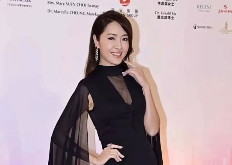 歷屆香港小姐齊聚一堂!女神趙雅芝艷壓全場,朱玲玲氣質絕佳