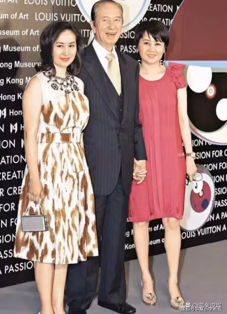 梁安琪幸福了!子女兒媳為其慶生,何超瓊也在 兩人親密合影似姐妹