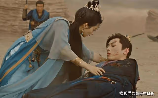 《與鳳行》行止的獨特坐姿,解釋了沈璃為何看不上忠臣墨方