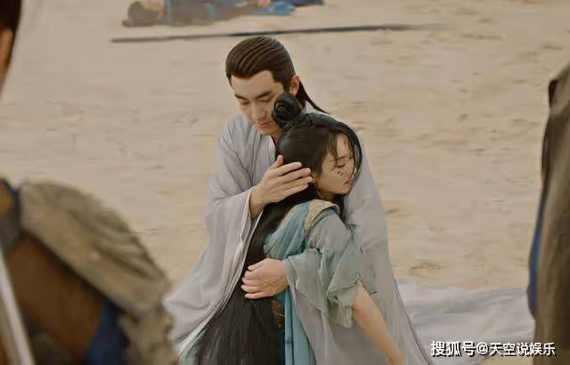 《與鳳行》耍流氓式的檢查?為了跟沈璃牽手,行止連底線都不要了