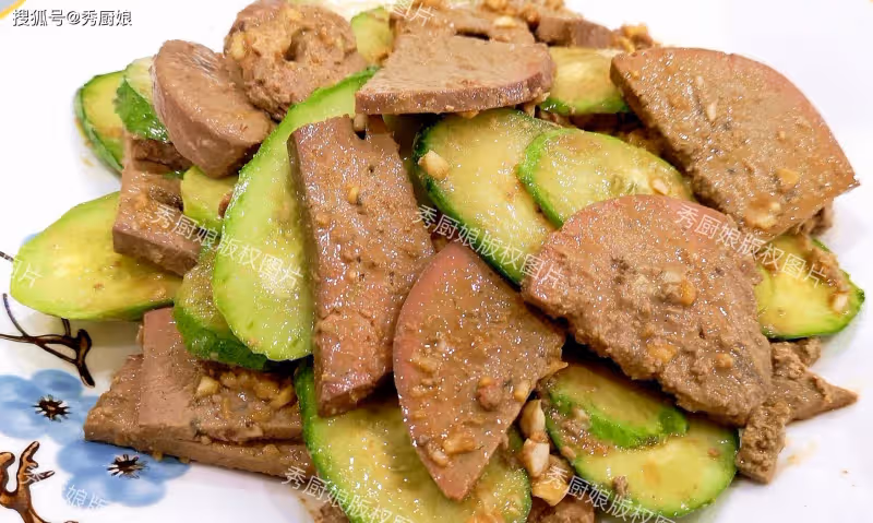 年紀大了要養肝,建議多吃這五種菜,養肝排毒又通便,別還不知道