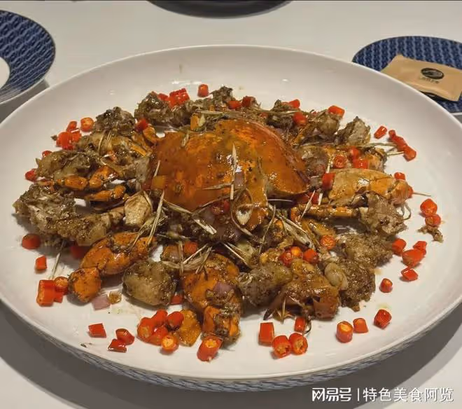 兩個北方人在廣州炳勝公館吃飯,結帳時差點沒錢付款,真尷尬。
