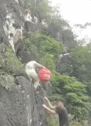 南通禁售殯葬品還罰款,網友看後氣笑了