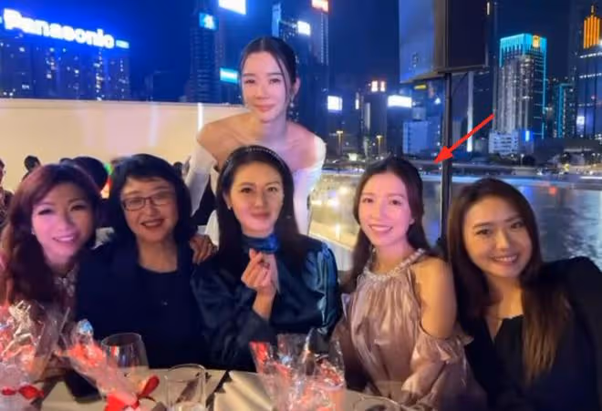 郭嘉文出席婚禮被眾星捧月，站C位彰顯獨有的貴婦氣質