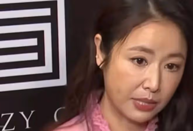 48歲林心如和50歲王艷的生圖，治好了我的容貌焦慮