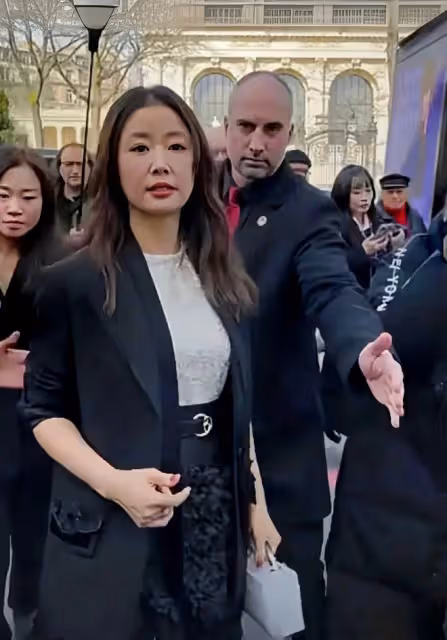 48歲林心如和50歲王艷的生圖，治好了我的容貌焦慮