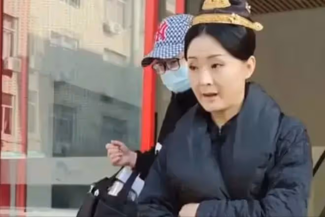 48歲林心如和50歲王艷的生圖，治好了我的容貌焦慮