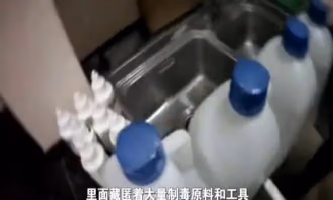 2014年，重慶男子嫌鄰居太吵報警，警方查出真相後，鄰居被判死刑