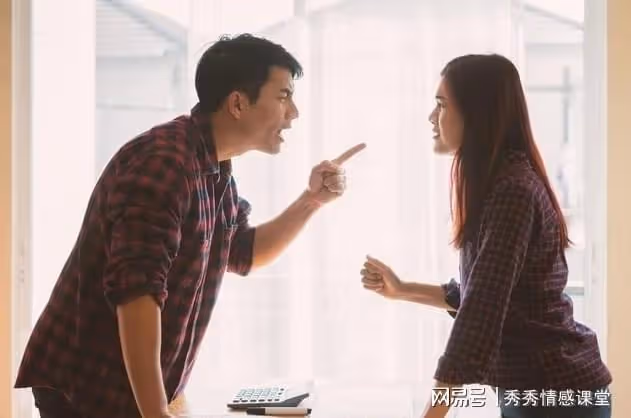 我媽從5歲把我養大,如今我媽病了,表哥跟我借錢,我一口回絕了