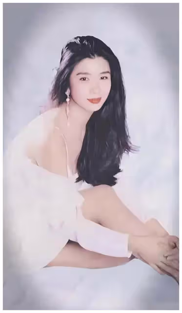 61歲的美麗傳奇,揭秘被稱為「三級艷后」與成龍的關係