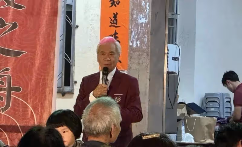 恭喜!TVB前知名港姐冠軍風光出嫁,圍村大擺宴席滿場飛,好友撐場送祝福