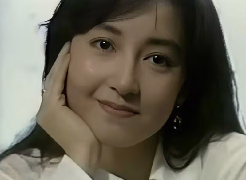 突傳死訊!香港女星黎明詩患癌離世,公開出櫃與同性戀人同居多年