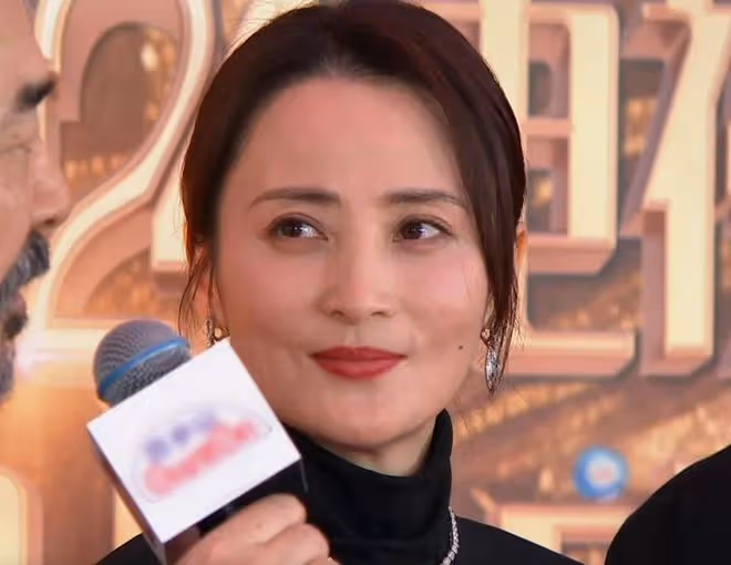 這一夜，「豁出去」的張雨綺，讓人看到內娛女星越來越少的性感美