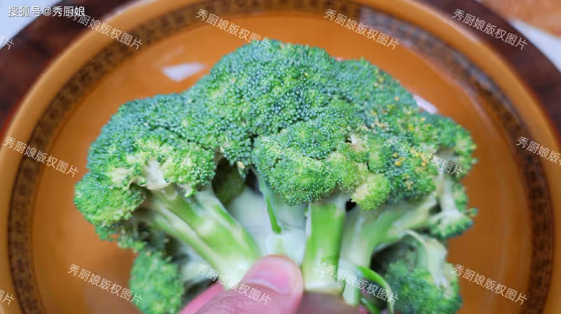 再貴也要吃，3種公認的「蔬菜之王」，一養肝，二通便，三強免疫