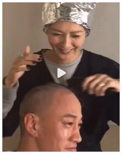 三次求愛孫儷未果，41歲迎娶櫃姐，無子卻幸福，這是為什麼？