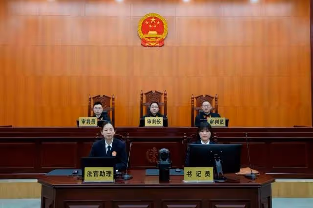 前國足主帥李鐵受審被控五宗罪 涉案金額超1億