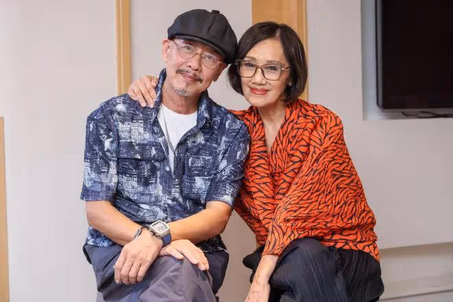 TVB老戲骨曾遭前妻背叛離婚,與現任妻子再婚後不生育,自爆夫妻保鮮秘訣