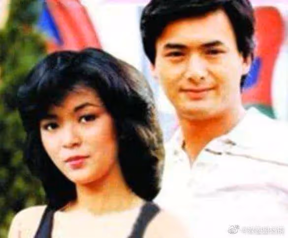 好久不見!'最美小龍女'與粉絲慶祝64歲生日,氣質不減當年令人驚嘆