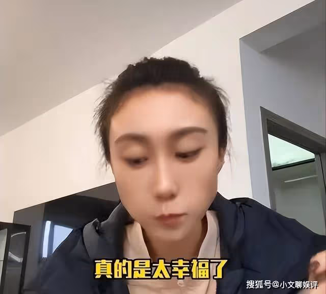 水亦詩直播2個月,收入還是0元,媽媽癱瘓了還來泉州給她做飯