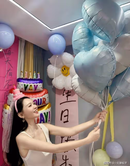 被44歲陳喬恩驚艷,好身材太過吸睛,誰說「宅男女神」只能白幼瘦