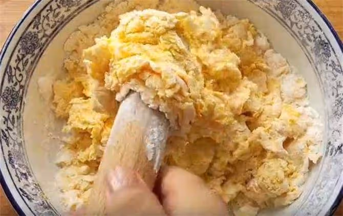 不發麵,不餳面,南瓜這樣做簡單省時,外酥里糯,做一次能吃7天