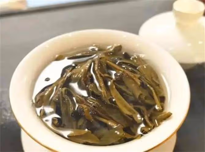 何為秋茶?秋茶的真正含義是什麼?秋茶與春茶的區別