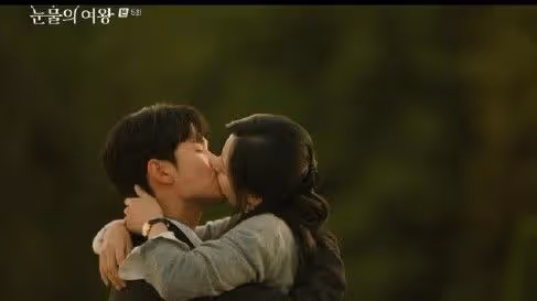 《淚之女王》擊退曾國祥版《3體》稱霸Netflix　小粉紅拿陸劇版《三體》比較