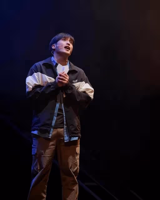 韓國知名男星，從兼職裝卸工，到中餐廳老闆，他克服了生活的艱辛