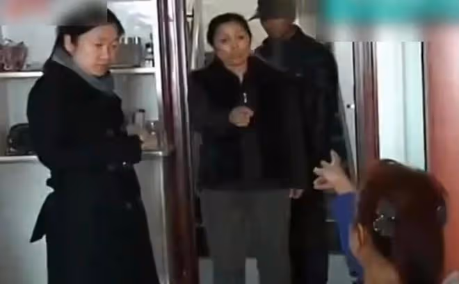 五旬男子為新歡拋棄原配，和新歡同居7天就提分手：還是原配好