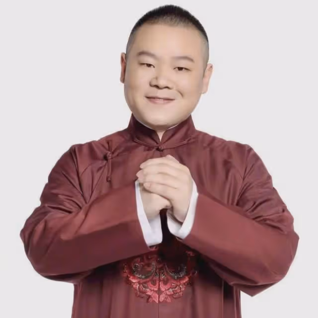 郭德綱直播首秀，曹雲金竟然瘋狂刷禮物，這背後有什麼陰謀？