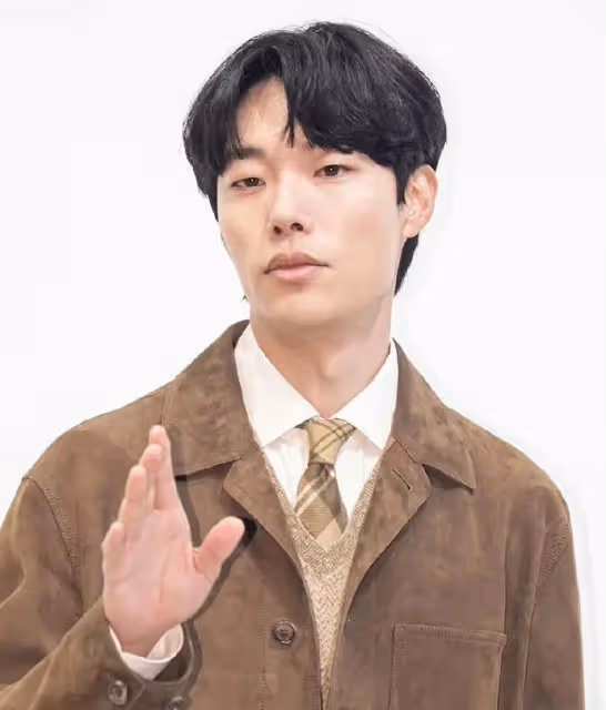 韓素希逼問李惠利惹爭議，經紀公司道歉，情緒不穩被廣告商放棄
